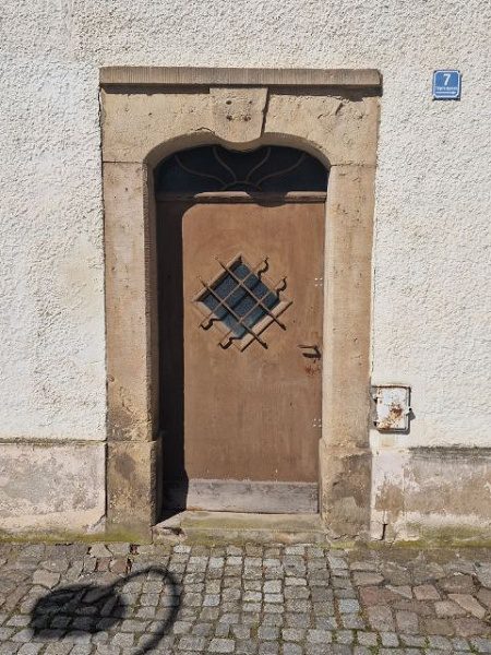 historische Eingangstür