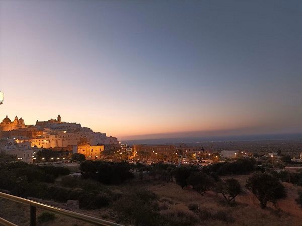 Altstadt Ostuni im abendlichen Charme