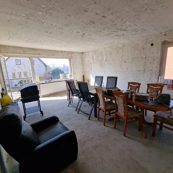 sehr großes Wohnzimmer