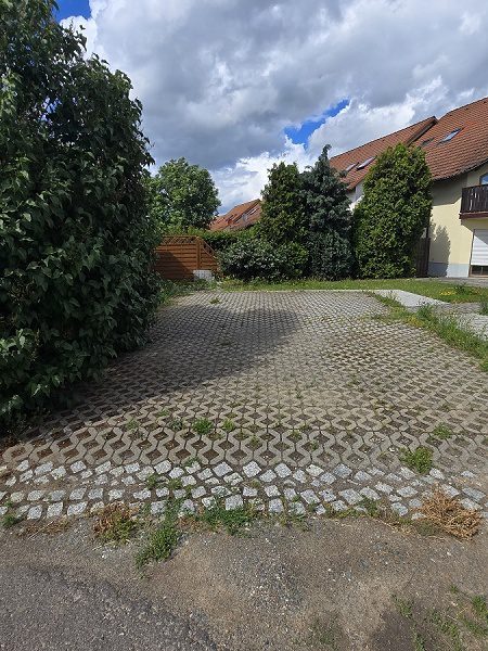 KFZ Stellplätze